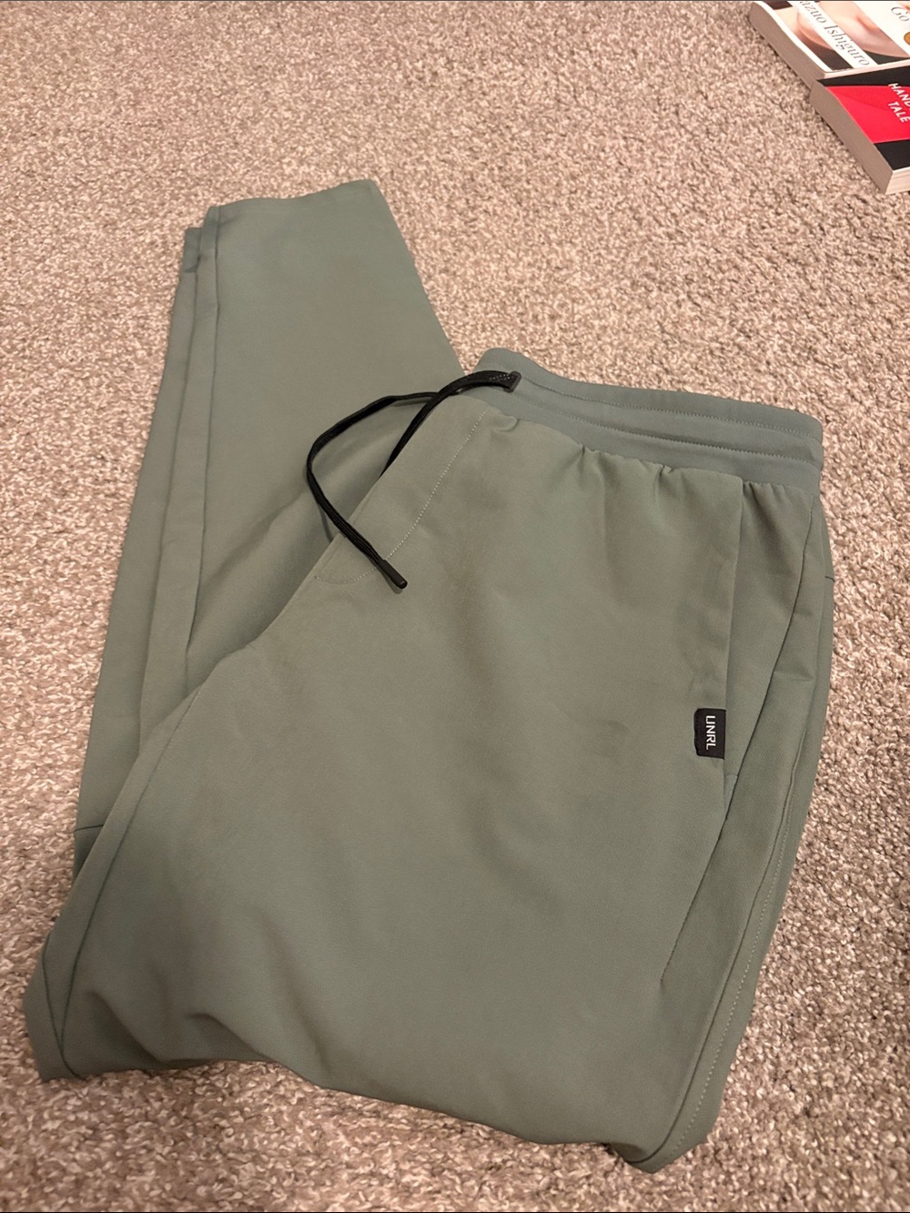 Men's Sage Green Slim Fit Joggers with Drawstring